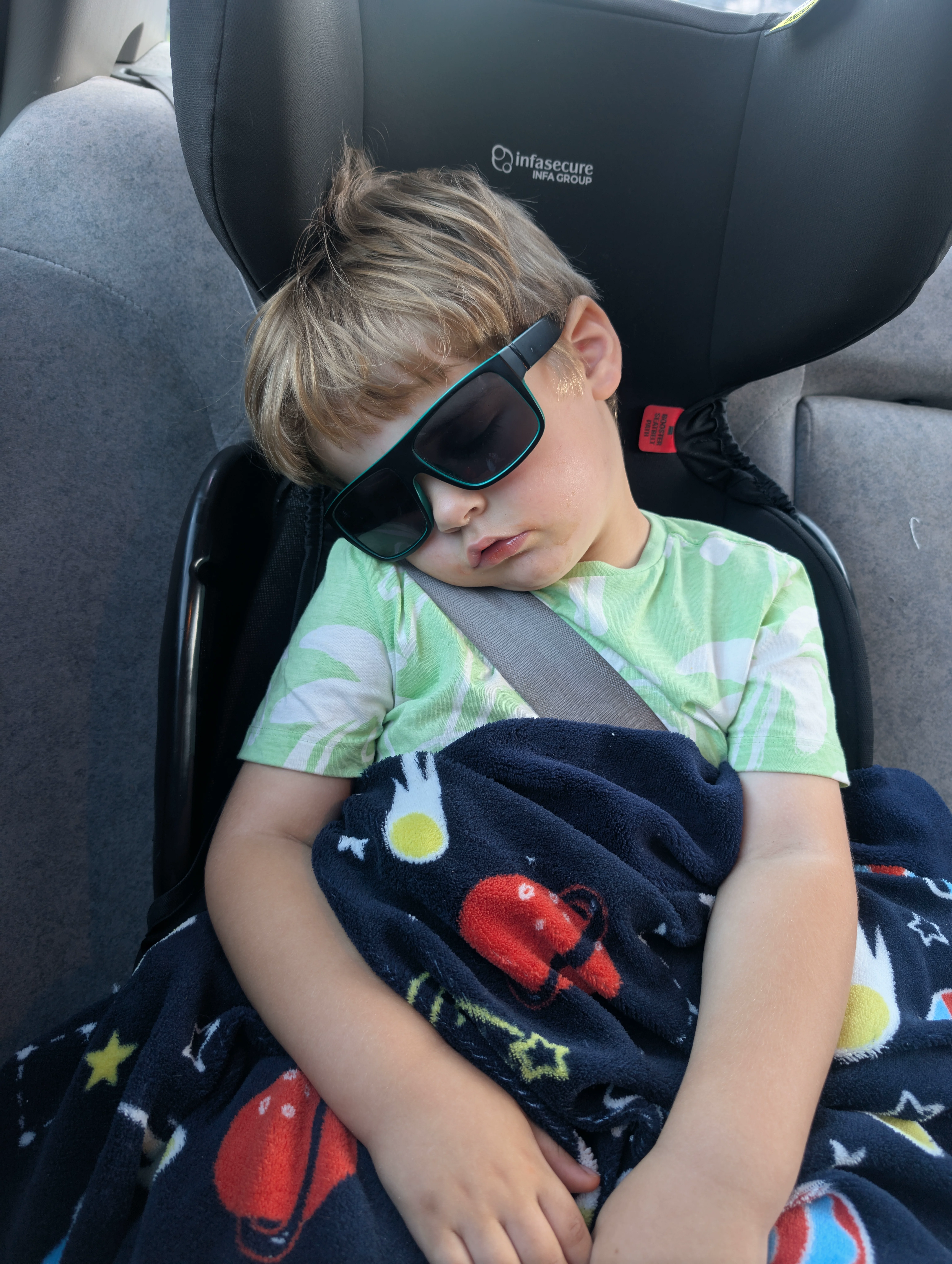 Cool kids sleep in cars CONFIRMED